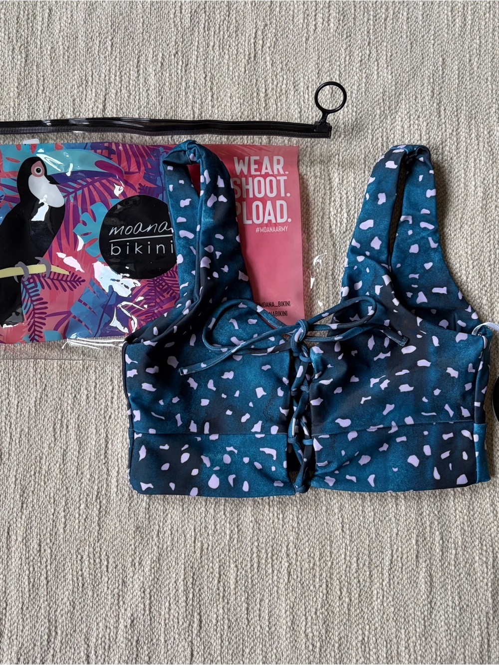 NWT Moana Bikini Dotty Polka Dot Blue and Pink Bow Lace Up Swim Bikini Top XS